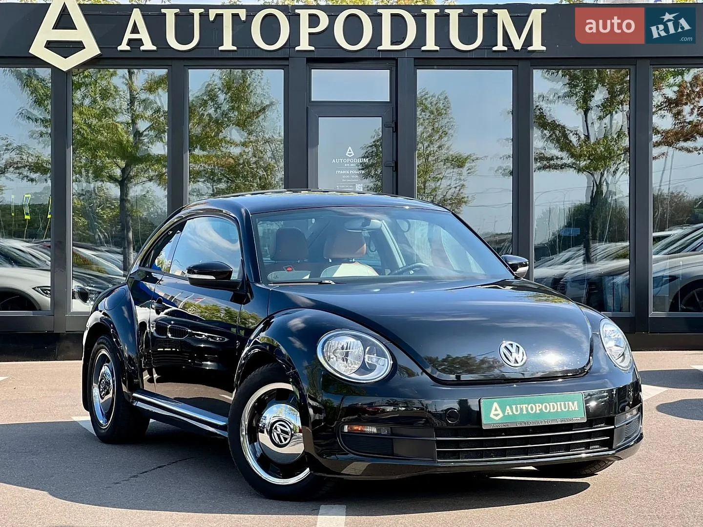 2014 Volkswagen Beetle - мініатюра 2