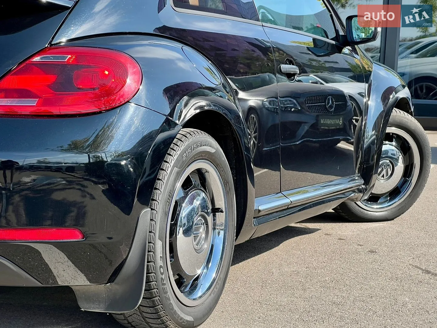 2014 Volkswagen Beetle - мініатюра 21