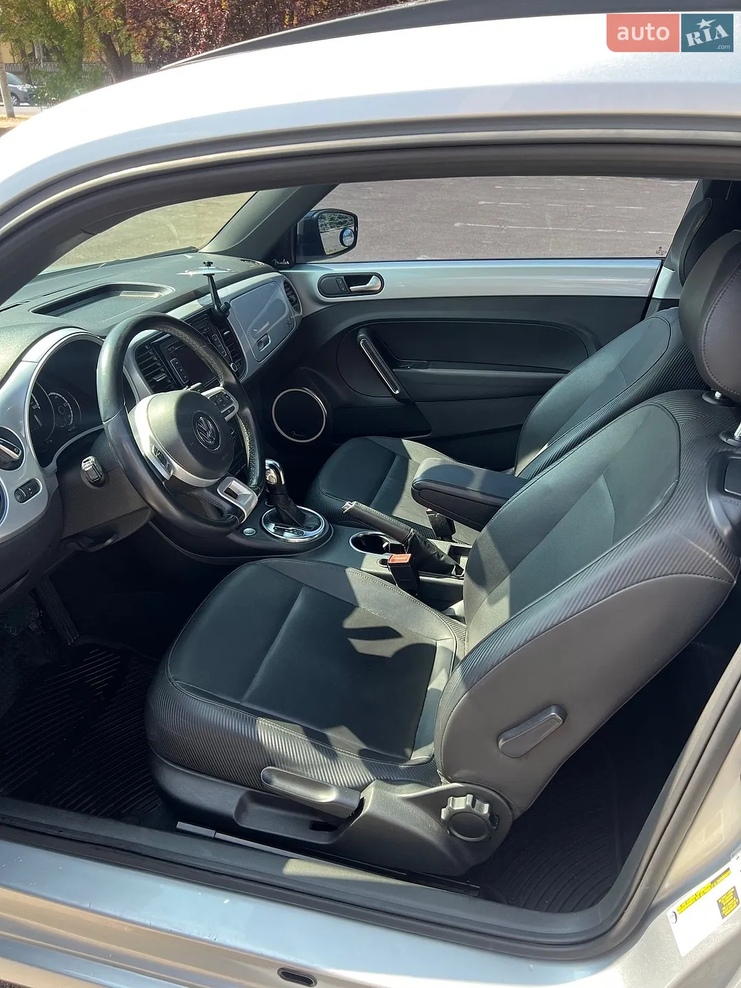 2013 Volkswagen Beetle - мініатюра 19