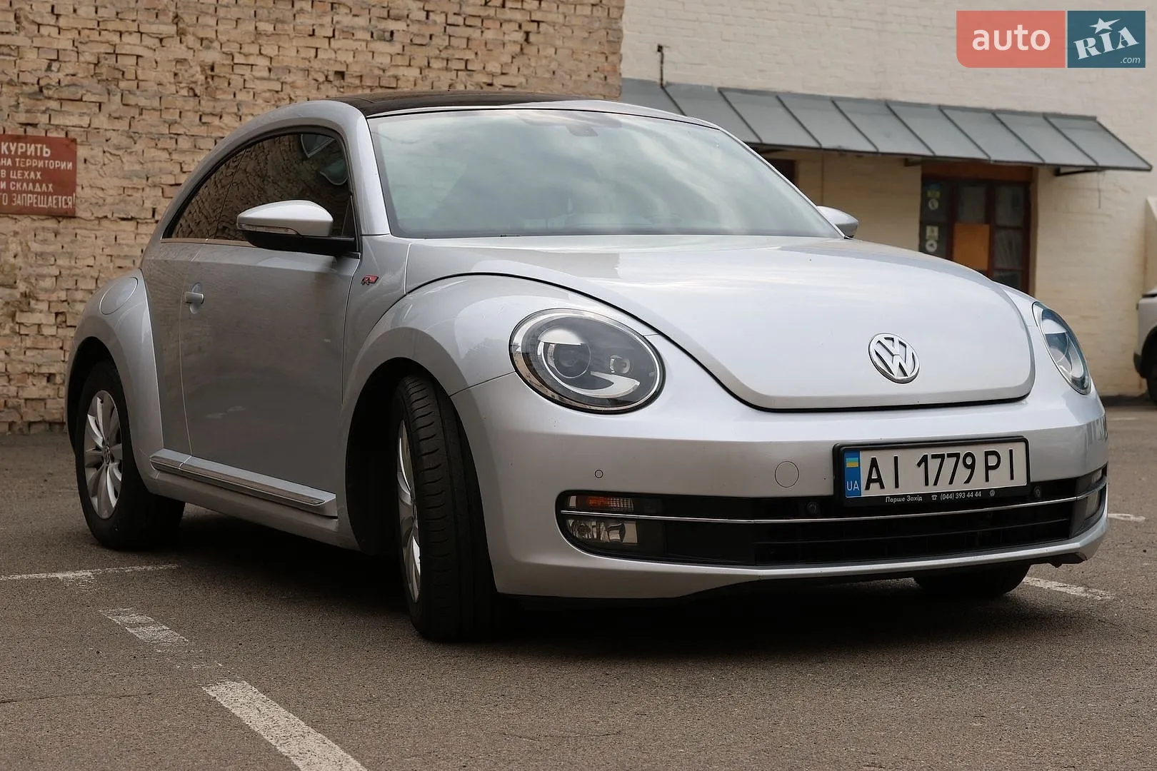 2013 Volkswagen Beetle - мініатюра 2