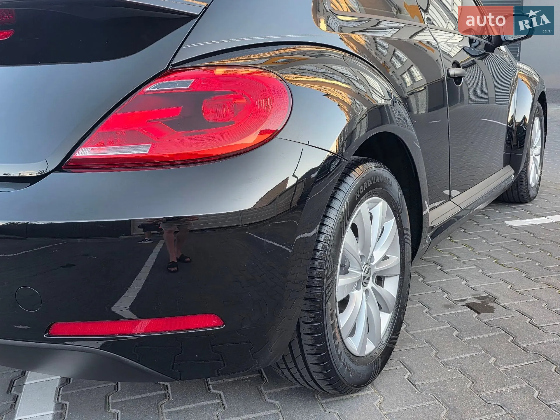 2016 Volkswagen Beetle - мініатюра 17