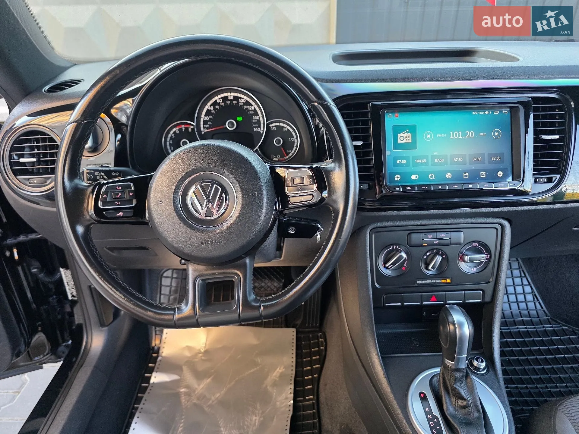 2016 Volkswagen Beetle - мініатюра 33