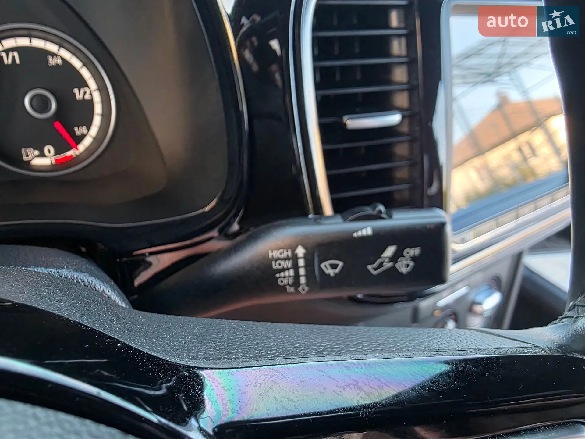 2016 Volkswagen Beetle - мініатюра 34