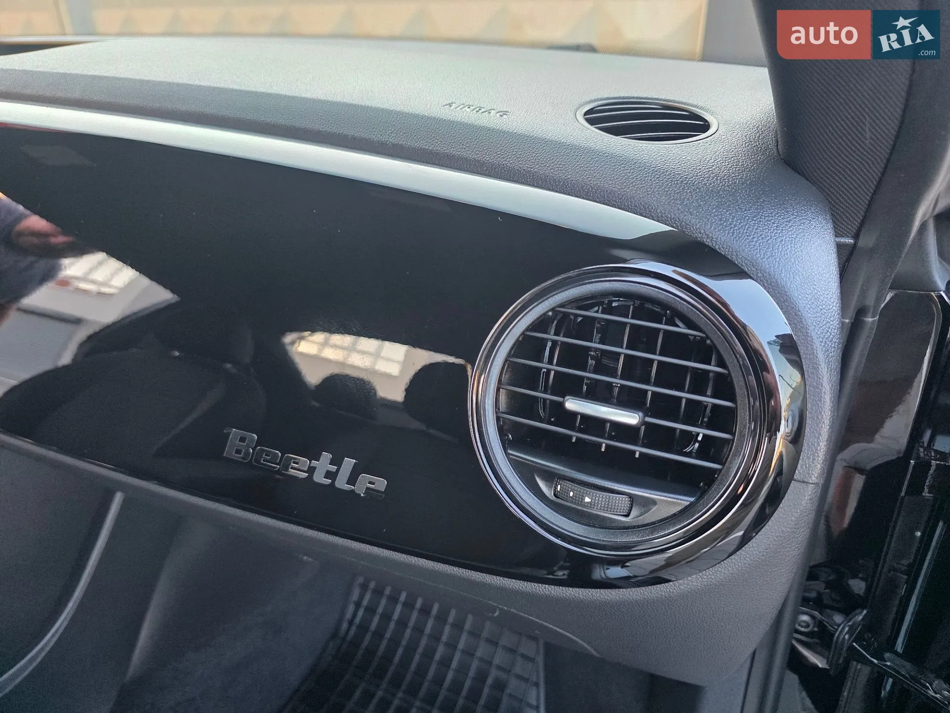 2016 Volkswagen Beetle - мініатюра 57