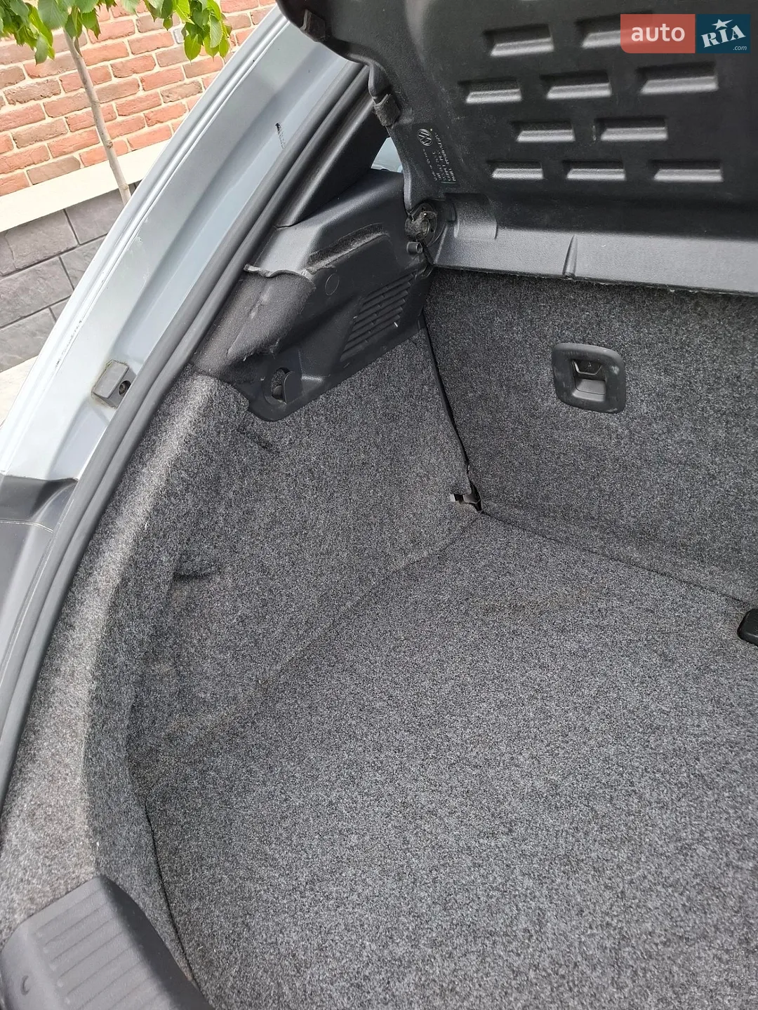 2012 Volkswagen Beetle - мініатюра 39