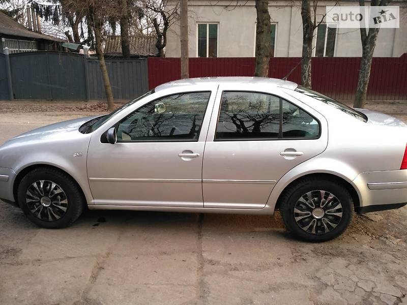 Седан Volkswagen Bora 2002 в Охтирці