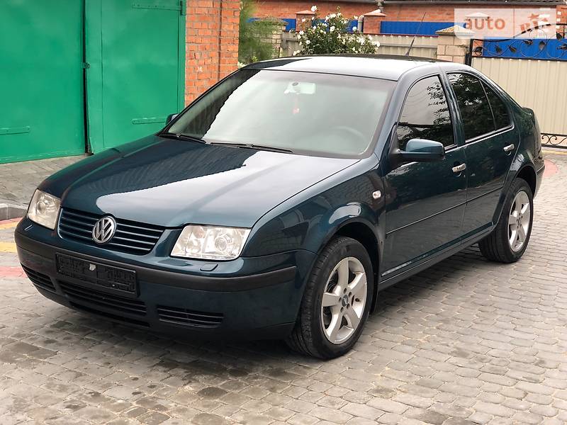 Седан Volkswagen Bora 2006 в Киеве