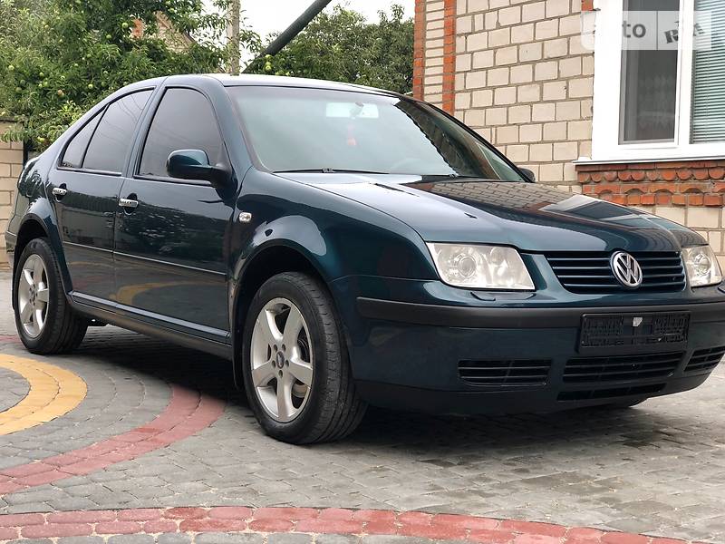 Седан Volkswagen Bora 2006 в Киеве