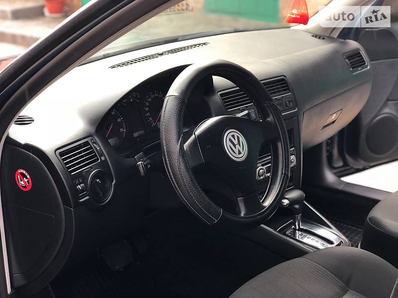 Седан Volkswagen Bora 2006 в Киеве