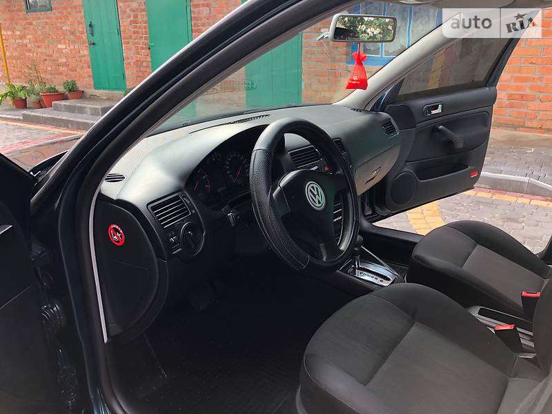 Седан Volkswagen Bora 2006 в Киеве