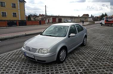 Седан Volkswagen Bora 2000 в 
