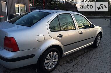 Седан Volkswagen Bora 2000 в 