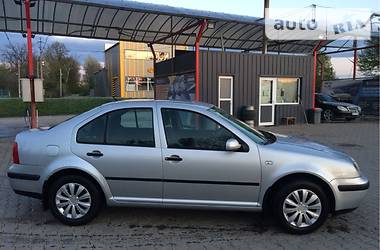 Седан Volkswagen Bora 2000 в 