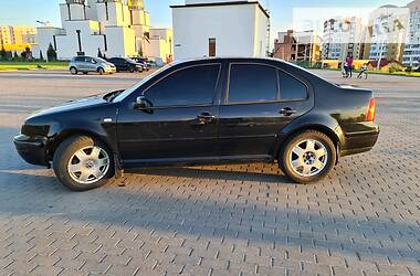 Седан Volkswagen Bora 1999 в Мостиске