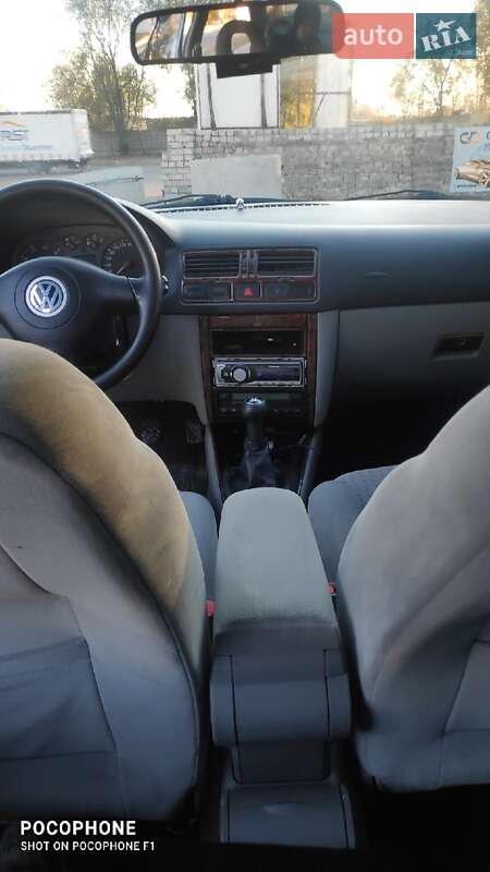 Седан Volkswagen Bora 1999 в Запорожье
