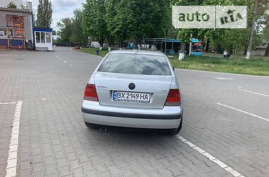 Седан Volkswagen Bora 2002 в Хмельницком