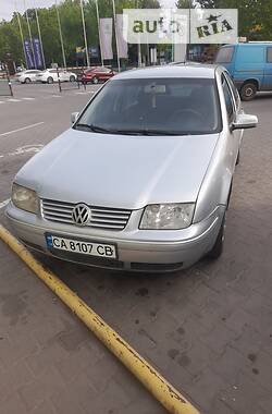 Седан Volkswagen Bora 2002 в Одессе
