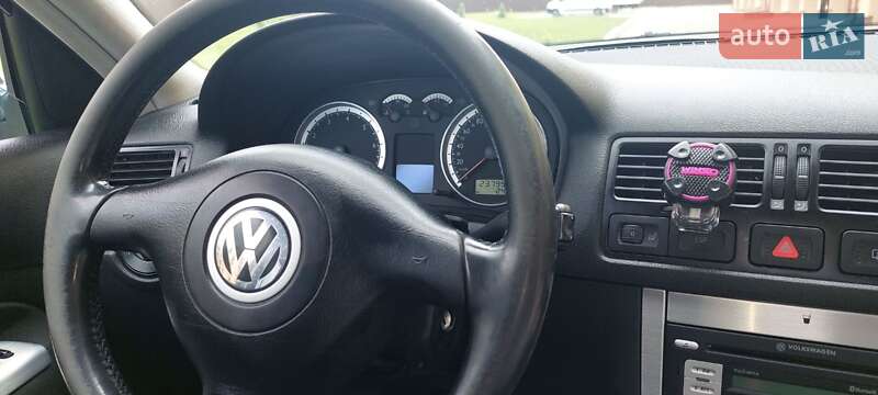 Універсал Volkswagen Bora 2002 в Львові