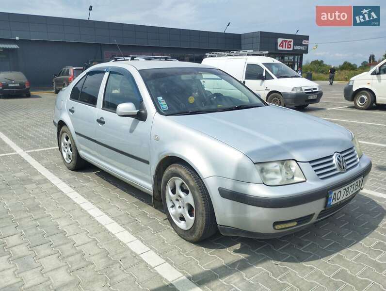Седан Volkswagen Bora 2000 в Тячеві