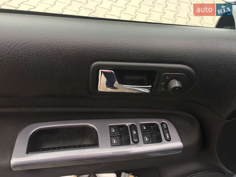 Седан Volkswagen Bora 2004 в Хмельницькому