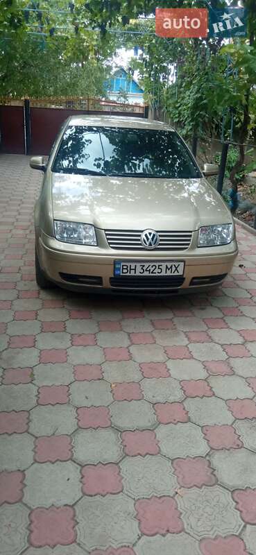Седан Volkswagen Bora 2000 в Біляївці