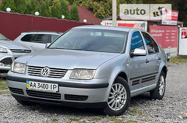 Седан Volkswagen Bora 2003 в Трускавце