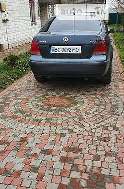 Седан Volkswagen Bora 2000 в Львове