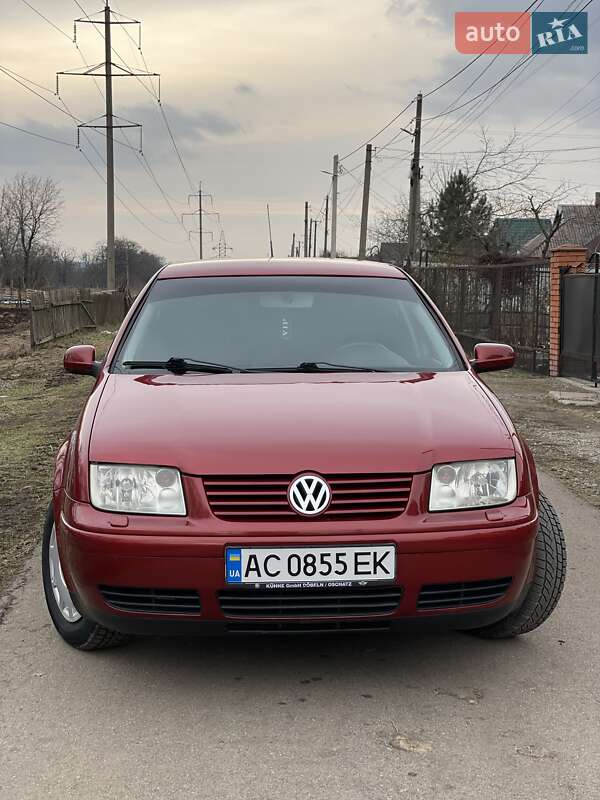 Седан Volkswagen Bora 1999 в Кривом Роге