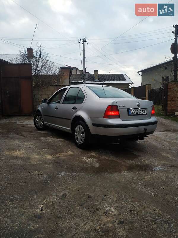 Седан Volkswagen Bora 2001 в Теребовлі