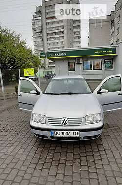 Седан Volkswagen Bora 2000 в Львові