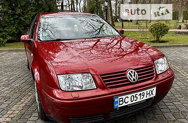 Седан Volkswagen Bora 1998 в Львове