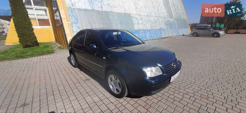 Седан Volkswagen Bora 2004 в Івано-Франківську