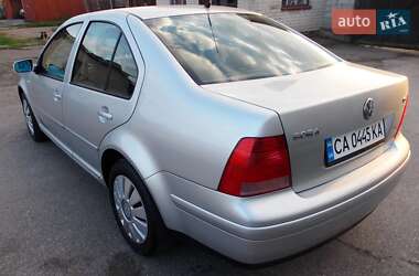 Седан Volkswagen Bora 2000 в Смеле