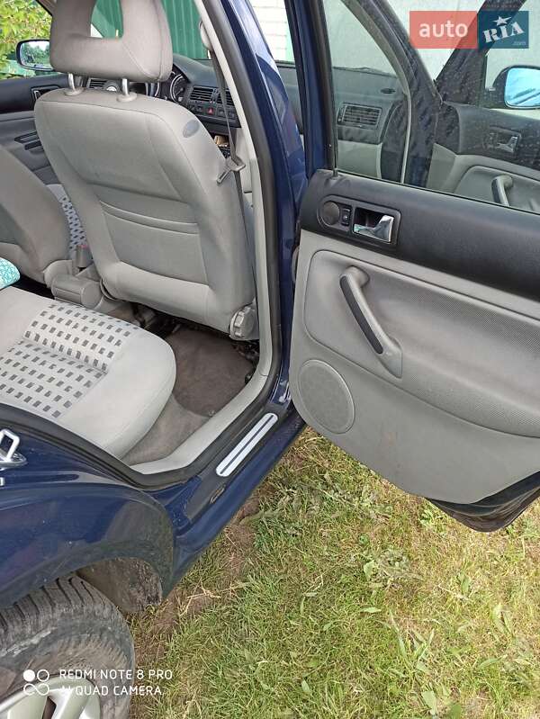 Седан Volkswagen Bora 2001 в Оржиці