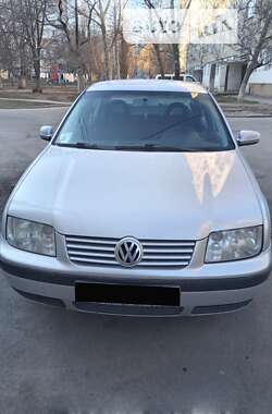 Седан Volkswagen Bora 2001 в Черноморске