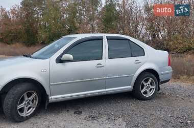 Седан Volkswagen Bora 1998 в 