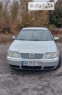 Седан Volkswagen Bora 1998 в Гайсине