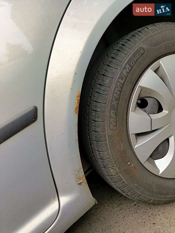 Седан Volkswagen Bora 1999 в Ровно