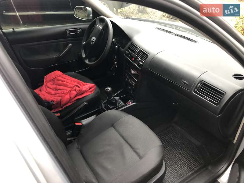 Седан Volkswagen Bora 2001 в Запорожье