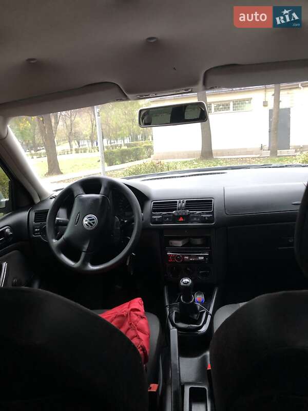 Седан Volkswagen Bora 2001 в Запорожье