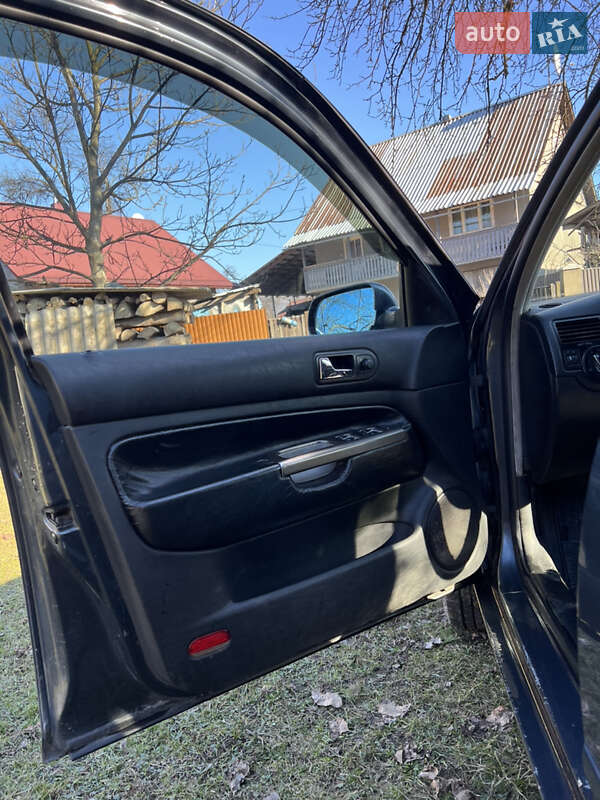 Універсал Volkswagen Bora 2001 в Ужгороді