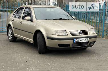 Седан Volkswagen Bora 2002 в Ирпене