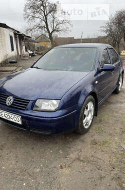 Седан Volkswagen Bora 2002 в Калиновке