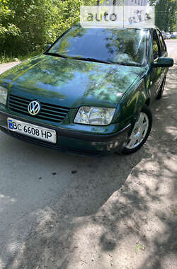 Седан Volkswagen Bora 2000 в Надвірній