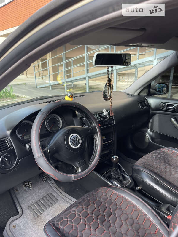 Седан Volkswagen Bora 2002 в Виннице