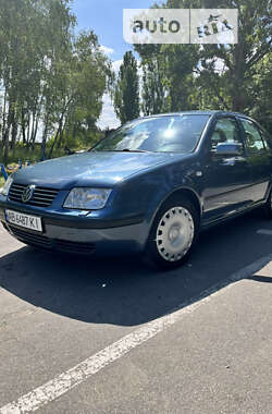 Седан Volkswagen Bora 2001 в Ладыжине