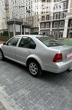 Седан Volkswagen Bora 2005 в Киеве
