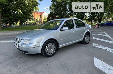 Седан Volkswagen Bora 2003 в Виннице