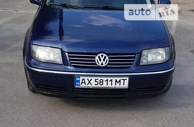 Седан Volkswagen Bora 2001 в Днепре