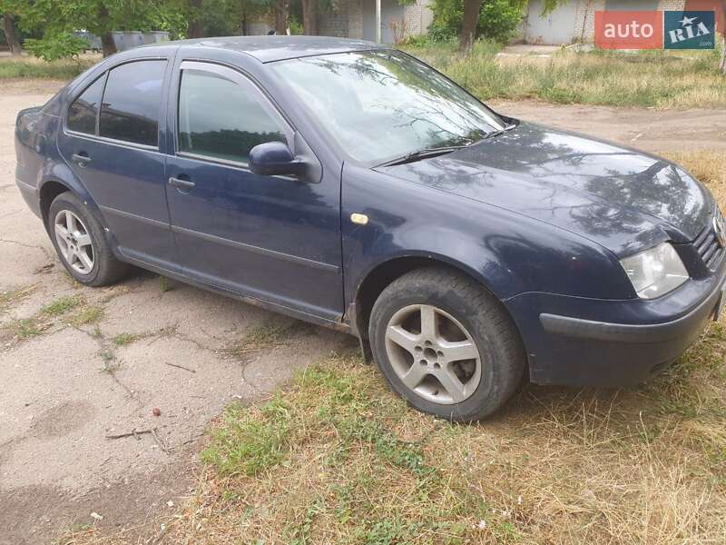 Седан Volkswagen Bora 1999 в Краматорске
